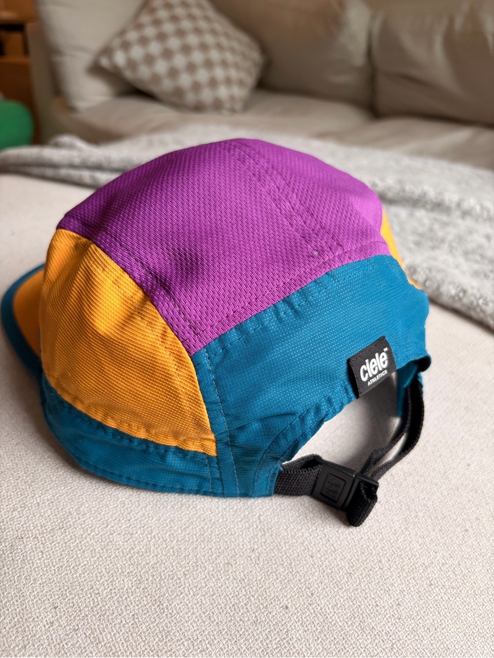 Ciele Athletics Women's Colorblock Purple & Yellow Running Cap - Picture 2 of 2